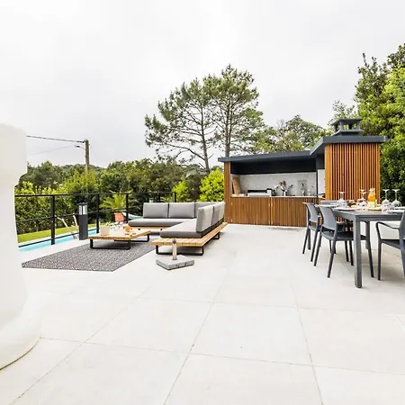 VILLA OIHANADA KEYWEEK Villa piscine Anglet plage à pied plancha Villa Anglet